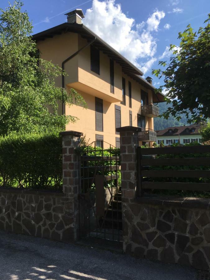 La Finestra Sulle Dolomiti - The Window To The Dolomites Apartment Fiera Di Primiero Exterior photo